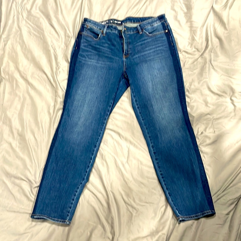 Women’s Talbots “Flawless” Slim Ankle Jeans